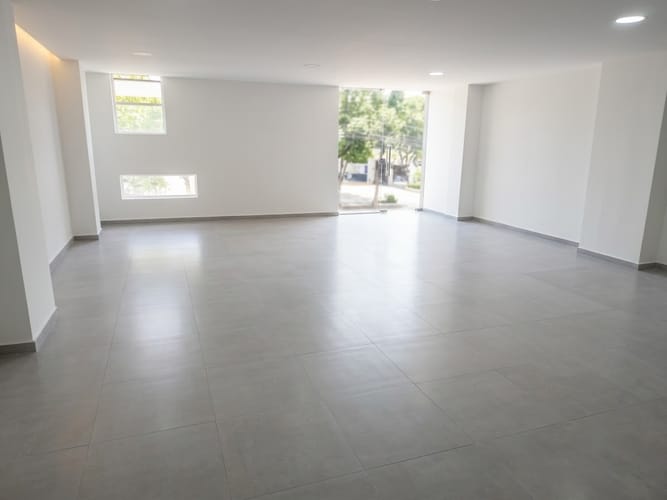 Edificio en arriendo en Panamericano, Cali, 500 m² · foto 3 de 14