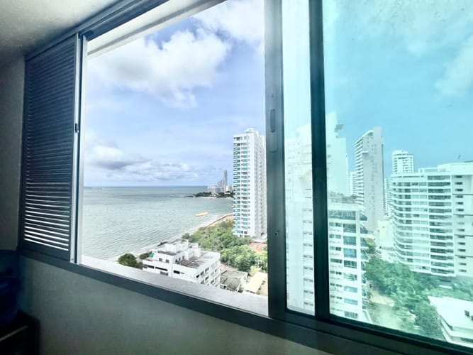 Apartamento de 2 alcobas en venta en Castillogrande, Cartagena, 122 m² · foto 5 de 24