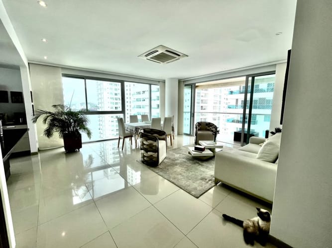 Apartamento de 2 alcobas en venta en Castillogrande, Cartagena, 122 m² · foto 6 de 24