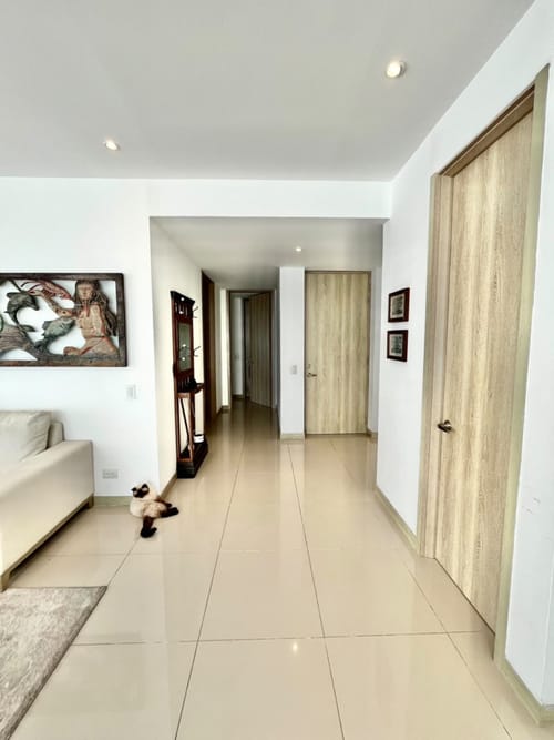 Apartamento de 2 alcobas en venta en Castillogrande, Cartagena, 122 m² · foto 9 de 24