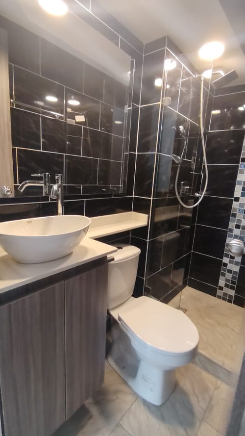 Apartamento de 3 alcobas en arriendo en Guasimalito, Bello, 55 m² · foto 6 de 15