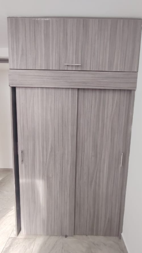 Apartamento de 3 alcobas en arriendo en Guasimalito, Bello, 55 m² · foto 9 de 15