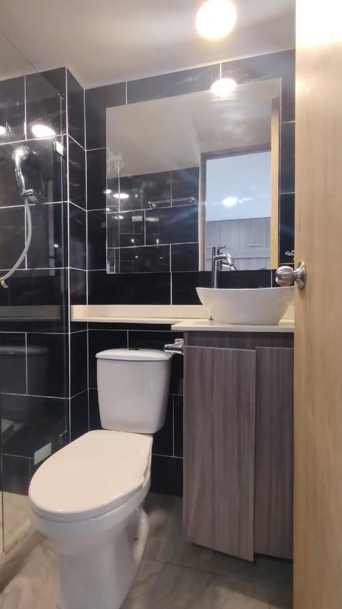 Apartamento de 3 alcobas en arriendo en Guasimalito, Bello, 55 m² · foto 14 de 15