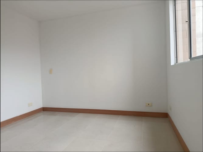 Apartamento de 3 alcobas en arriendo en Tres Esquinas, Sabaneta, 70 m² · foto 11 de 19