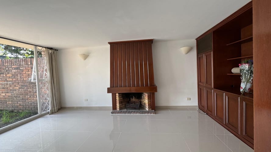 Casa de 4 alcobas en arriendo en Nuevo Country, Bogotá, 213 m² · foto 3 de 24