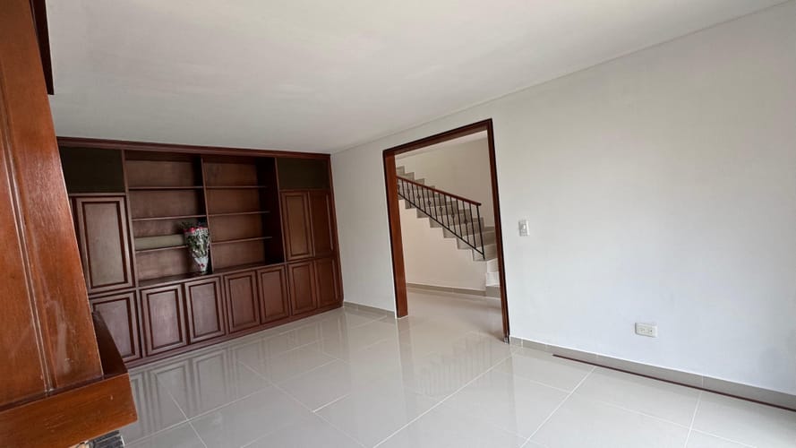 Casa de 4 alcobas en arriendo en Nuevo Country, Bogotá, 213 m² · foto 4 de 24