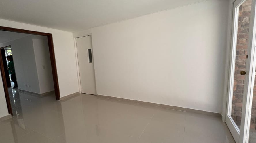 Casa de 4 alcobas en arriendo en Nuevo Country, Bogotá, 213 m² · foto 9 de 24