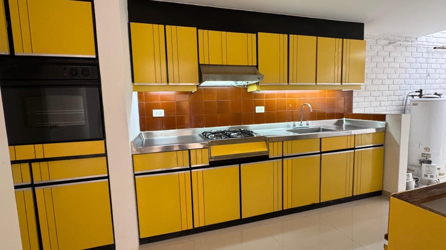 Casa de 4 alcobas en arriendo en Nuevo Country, Bogotá, 213 m² · foto 10 de 24