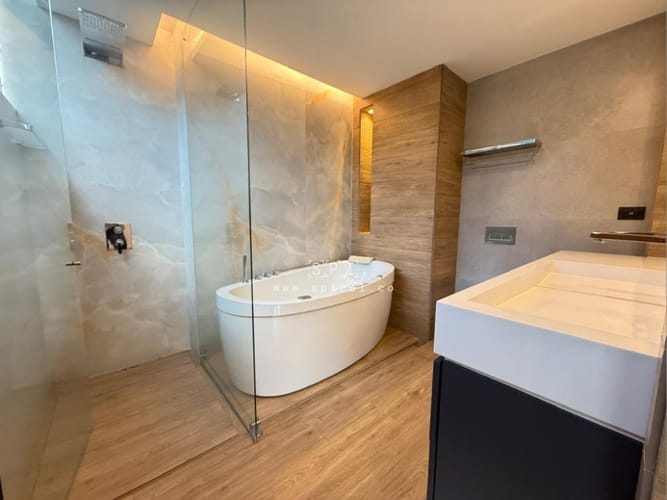 Apartamento de 3 alcobas en arriendo en Las Lomas, Medellín, 280 m² · foto 9 de 22