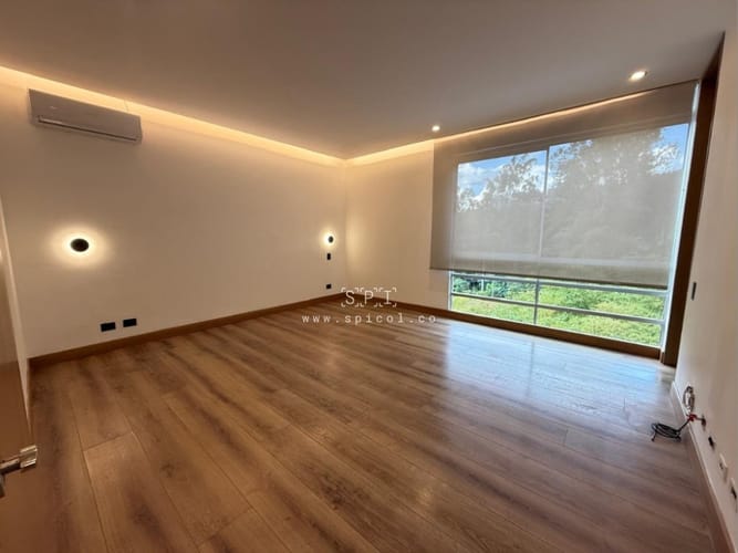 Apartamento de 3 alcobas en arriendo en Las Lomas, Medellín, 280 m² · foto 18 de 22