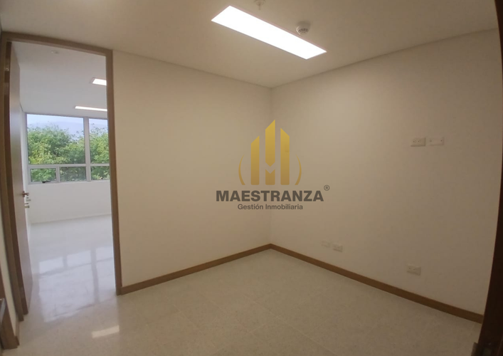 Consultorio en arriendo en Lorena, Medellín, 42 m² · foto 2 de 11