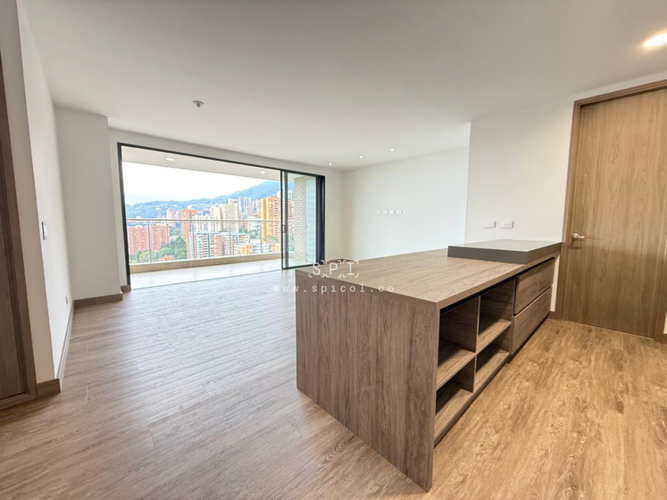 Apartamento de 2 alcobas en arriendo en Los Balsos, Medellín, 105 m² · foto 4 de 24