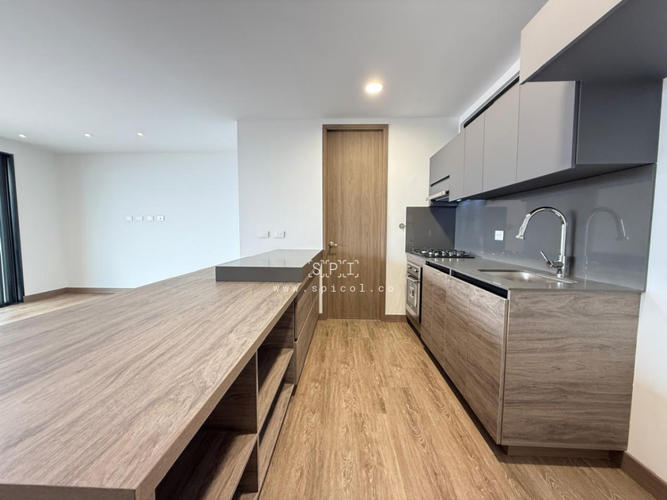 Apartamento de 2 alcobas en arriendo en Los Balsos, Medellín, 105 m² · foto 5 de 24