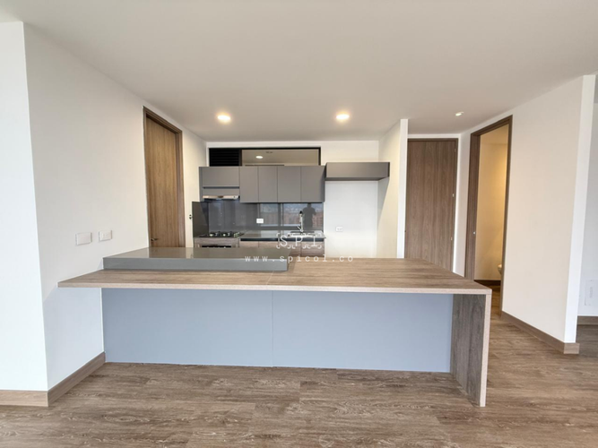 Apartamento de 2 alcobas en arriendo en Los Balsos, Medellín, 105 m² · foto 6 de 24