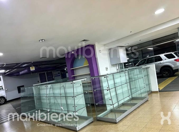 Local en arriendo en Loma Del Escobero, Envigado, 17 m² · foto 3 de 6