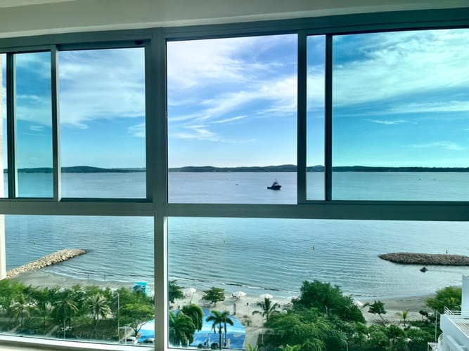 Apartamento de 3 alcobas en venta en Castillogrande, Cartagena, 158 m² · foto 4 de 15
