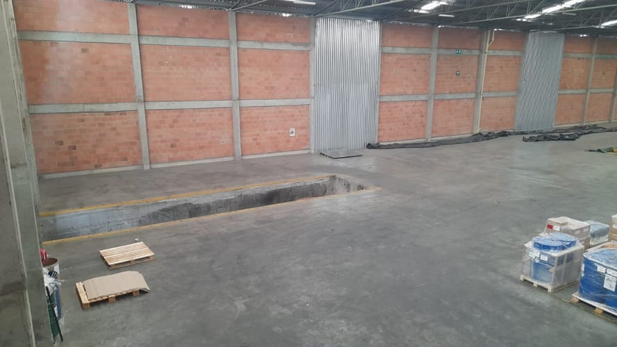 Bodega en arriendo en Boyero, Madrid, 2550 m² · foto 17 de 23
