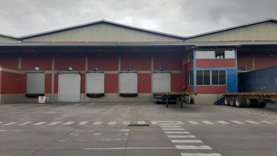 Bodega en arriendo en Boyero, Madrid, 2550 m² · foto 19 de 23