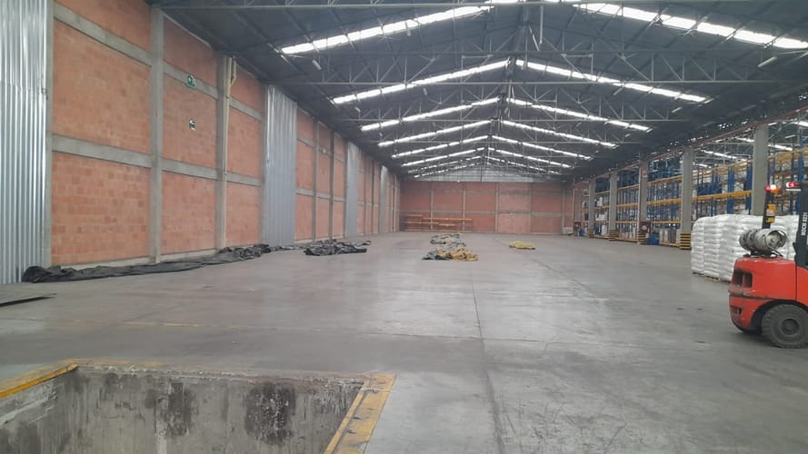Bodega en arriendo en Boyero, Madrid, 2550 m² · foto 23 de 23