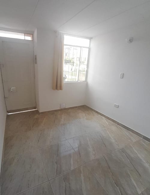 Apartamento de 2 alcobas en arriendo en San Jose, Bogotá, 49 m² · foto 4 de 16