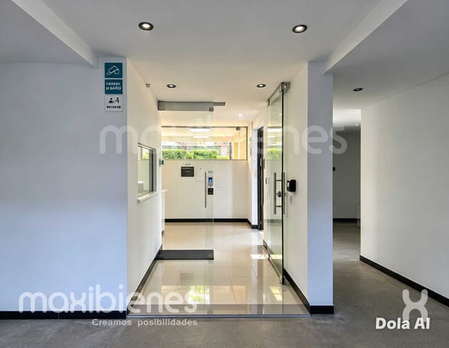 Local en arriendo en Loma Del Escobero, Envigado, 152 m² · foto 2 de 6