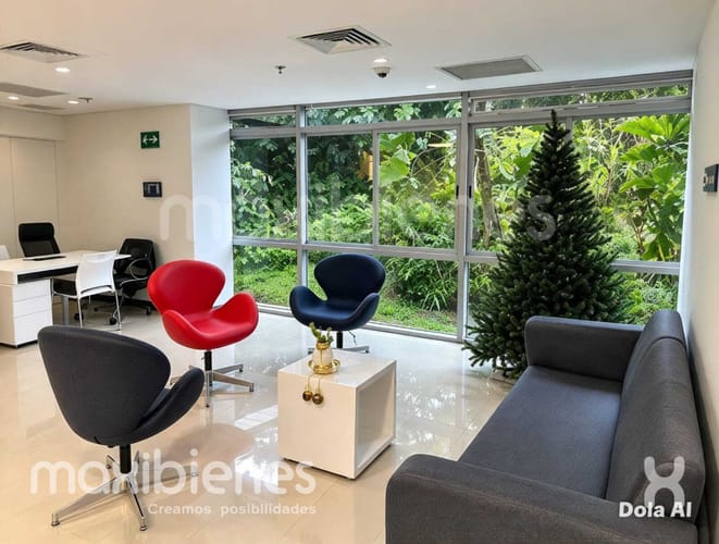 Local en arriendo en Loma Del Escobero, Envigado, 152 m² · foto 3 de 6