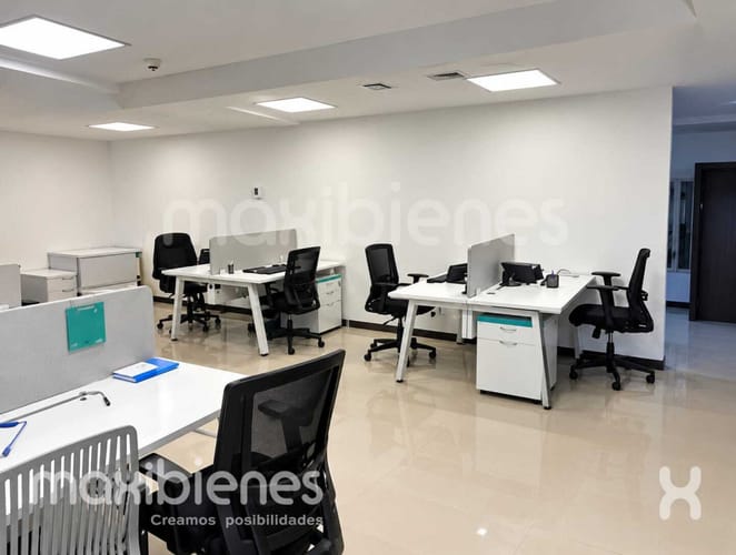 Local en arriendo en Loma Del Escobero, Envigado, 152 m² · foto 5 de 6