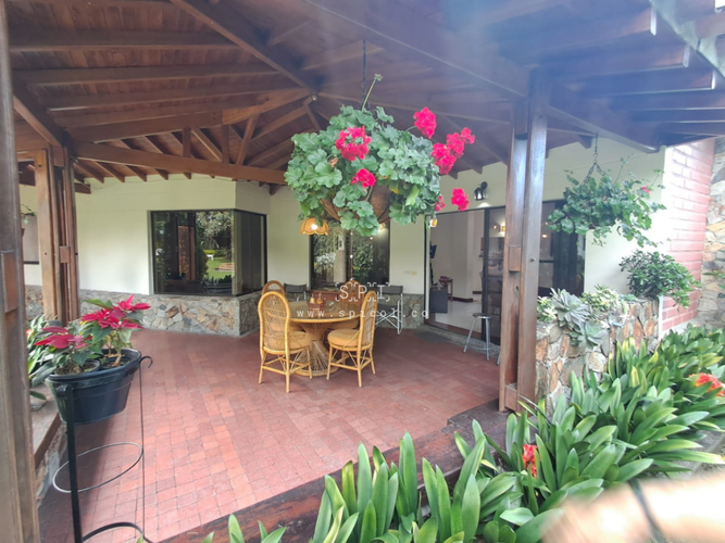 Casa de 13 alcobas en arriendo en Gualanday, Rionegro, 290 m² · foto 5 de 24