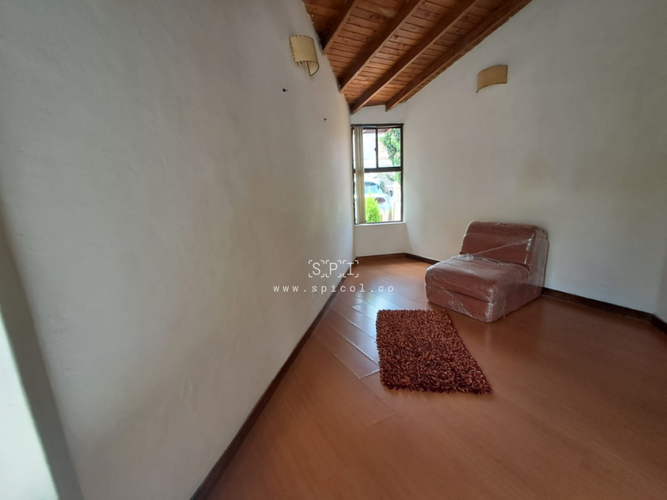 Casa de 13 alcobas en arriendo en Gualanday, Rionegro, 290 m² · foto 18 de 24
