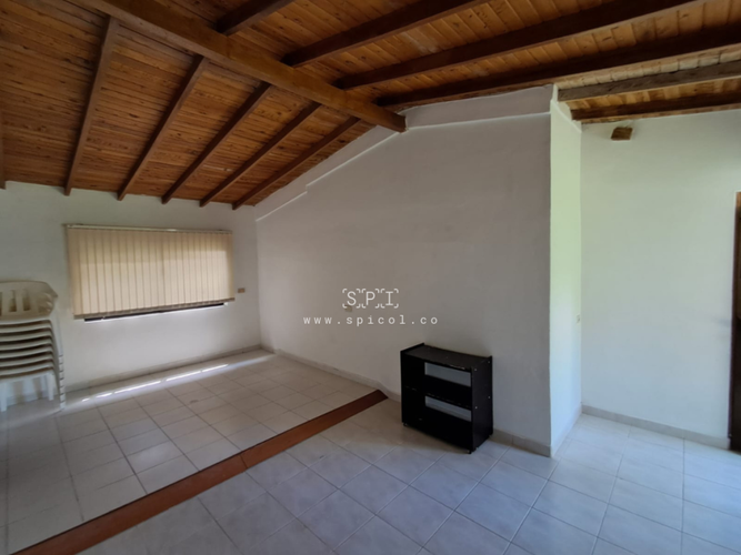 Casa de 13 alcobas en arriendo en Gualanday, Rionegro, 290 m² · foto 20 de 24