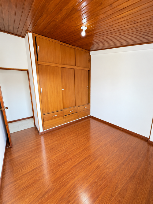 Apartamento de 3 alcobas en venta en Castilla, Bogotá, 58 m² · foto 8 de 11