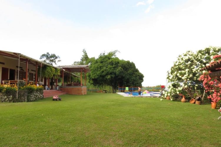 Finca en venta en Guacaica, Manizales, 250 m² · foto 3 de 11