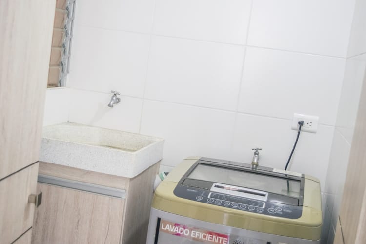 Apartamento de 2 alcobas en venta en Las Palmas, Ricaurte, 53 m² · foto 11 de 17