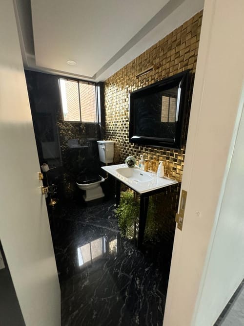 Casa de 4 alcobas en venta en Casa Blanca, Bogotá, 320 m² · foto 8 de 9