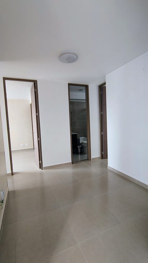 Apartamento de 3 alcobas en venta en Abadías, Floridablanca, 86 m² · foto 7 de 12