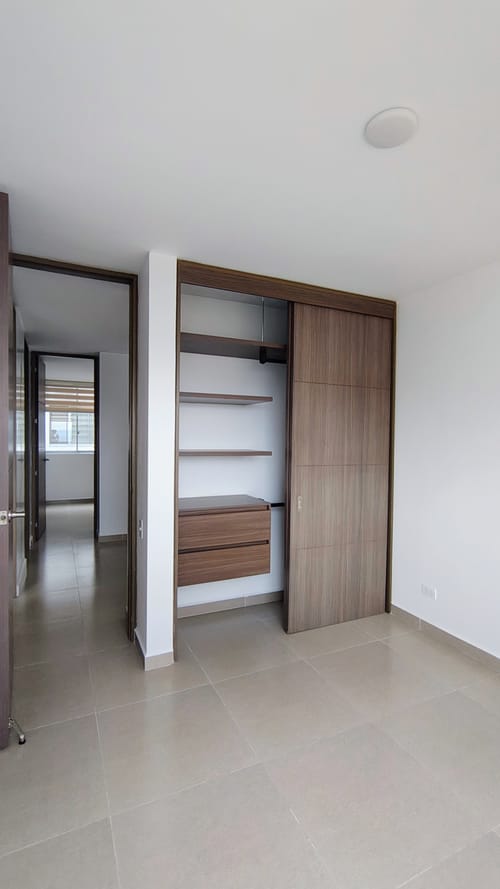 Apartamento de 3 alcobas en venta en Abadías, Floridablanca, 86 m² · foto 9 de 12