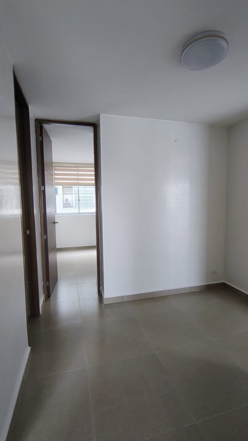 Apartamento de 3 alcobas en venta en Abadías, Floridablanca, 86 m² · foto 10 de 12