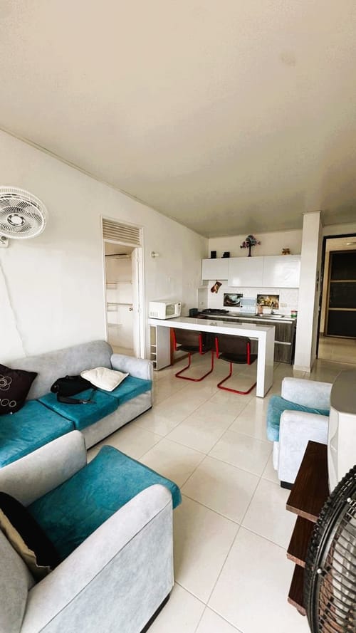 Apartamento de 2 alcobas en venta en Las Palmas, Ricaurte, 53 m² · foto 5 de 15