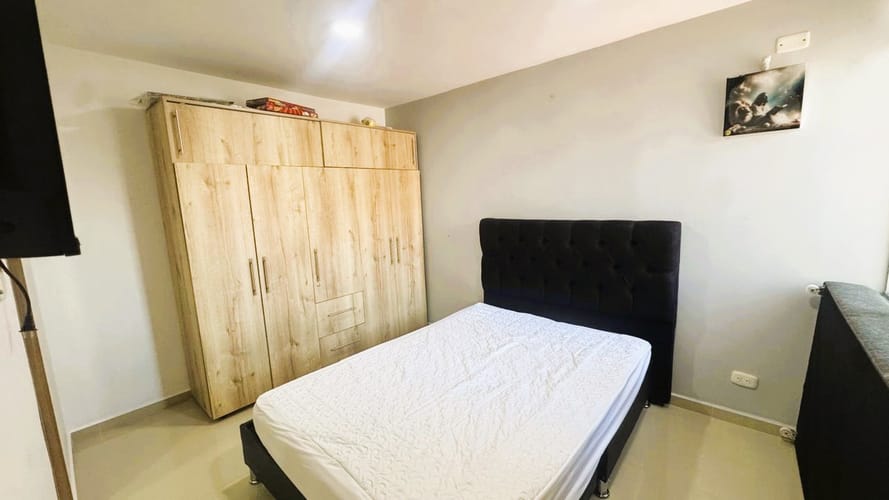 Apartamento de 2 alcobas en venta en Las Palmas, Ricaurte, 54 m² · foto 11 de 17
