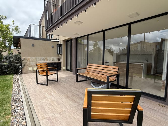 Casa de 4 alcobas en venta en Siberia, Cota, 184 m² · foto 3 de 16