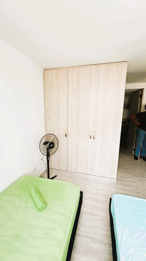 Apartamento de 2 alcobas en venta en Las Palmas, Ricaurte, 53 m² · foto 6 de 17