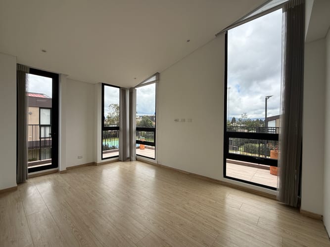 Casa de 4 alcobas en venta en Siberia, Cota, 184 m² · foto 11 de 16