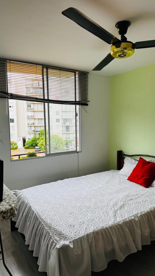 Apartamento de 2 alcobas en venta en Las Palmas, Ricaurte, 53 m² · foto 5 de 20