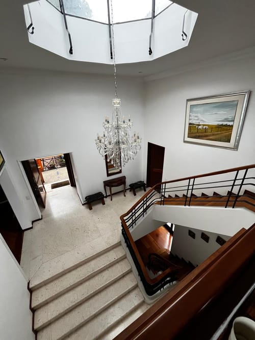 Casa de 3 alcobas en arriendo en Cerros De Suba, Bogotá, 255 m² · foto 3 de 24
