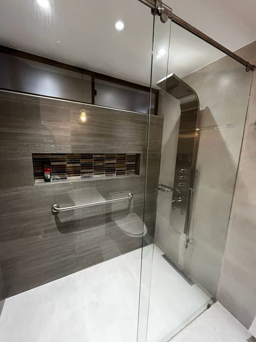 Casa de 3 alcobas en arriendo en Cerros De Suba, Bogotá, 255 m² · foto 6 de 24