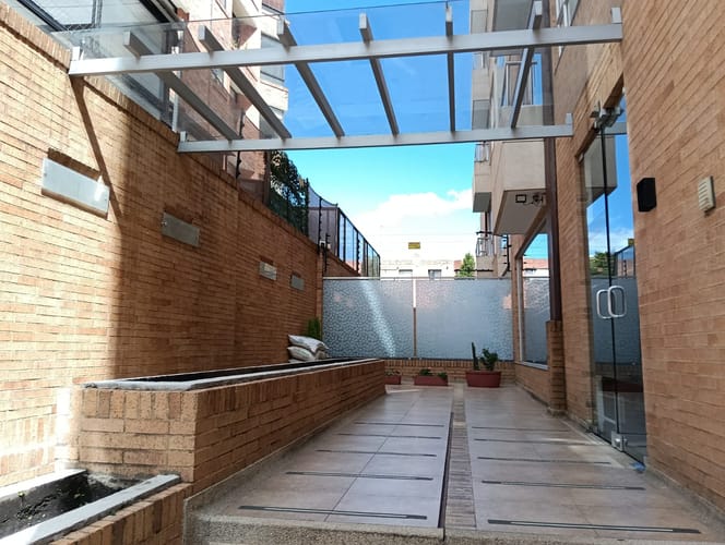 Apartamento de 2 alcobas en venta en Victoria Norte, Bogotá, 88 m² · foto 2 de 24