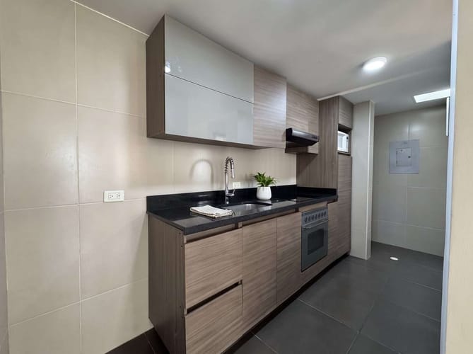 Apartamento de 1 alcoba en arriendo en Chicó Navarra, Bogotá, 51 m² · foto 5 de 9