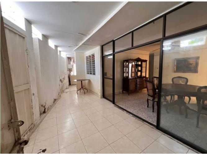Casa de 6 alcobas en venta en Los Alcazares, Santa Marta, 350 m² · foto 20 de 24