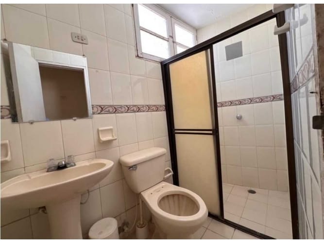 Casa de 6 alcobas en venta en Los Alcazares, Santa Marta, 350 m² · foto 21 de 24