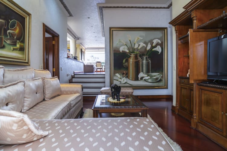 Casa de 3 alcobas en venta en Chicó Alto, Bogotá, 940 m² · foto 18 de 24